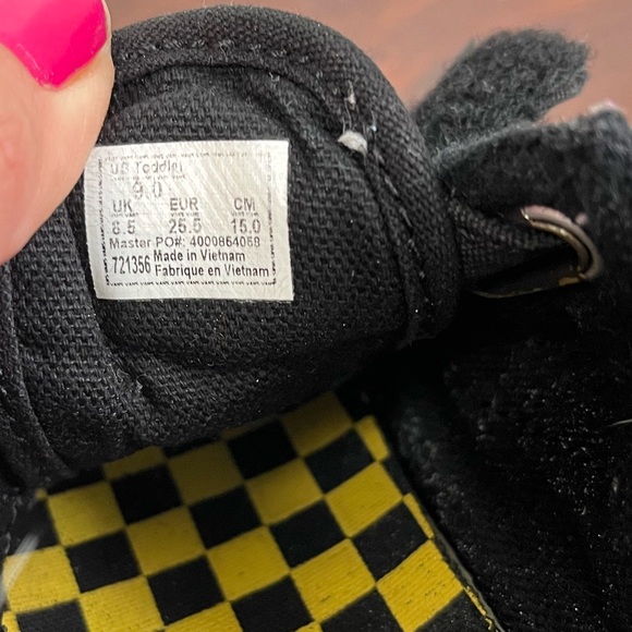 Vans Old Skool V Harry Potter Toddler Sneakers Black Gold Off The Wall 9 - Picture 7 of 9